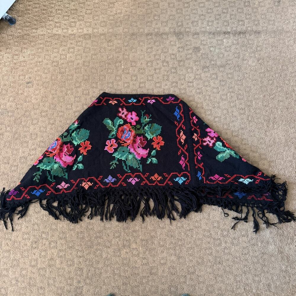 Vtg Mexican Poncho Embroidered Fringe Colorful Cape Black